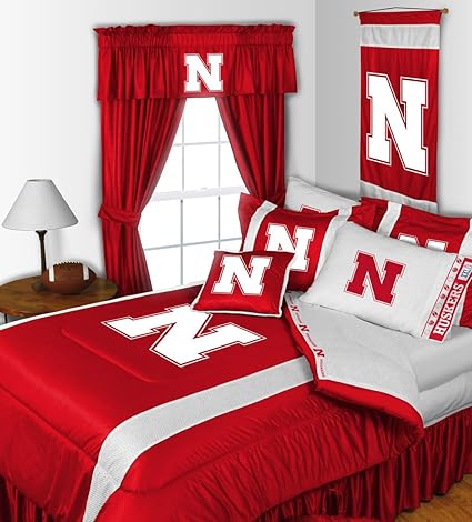 Amazon Com Nebraska Cornhuskers 4 Pc Full Comforter Set 1