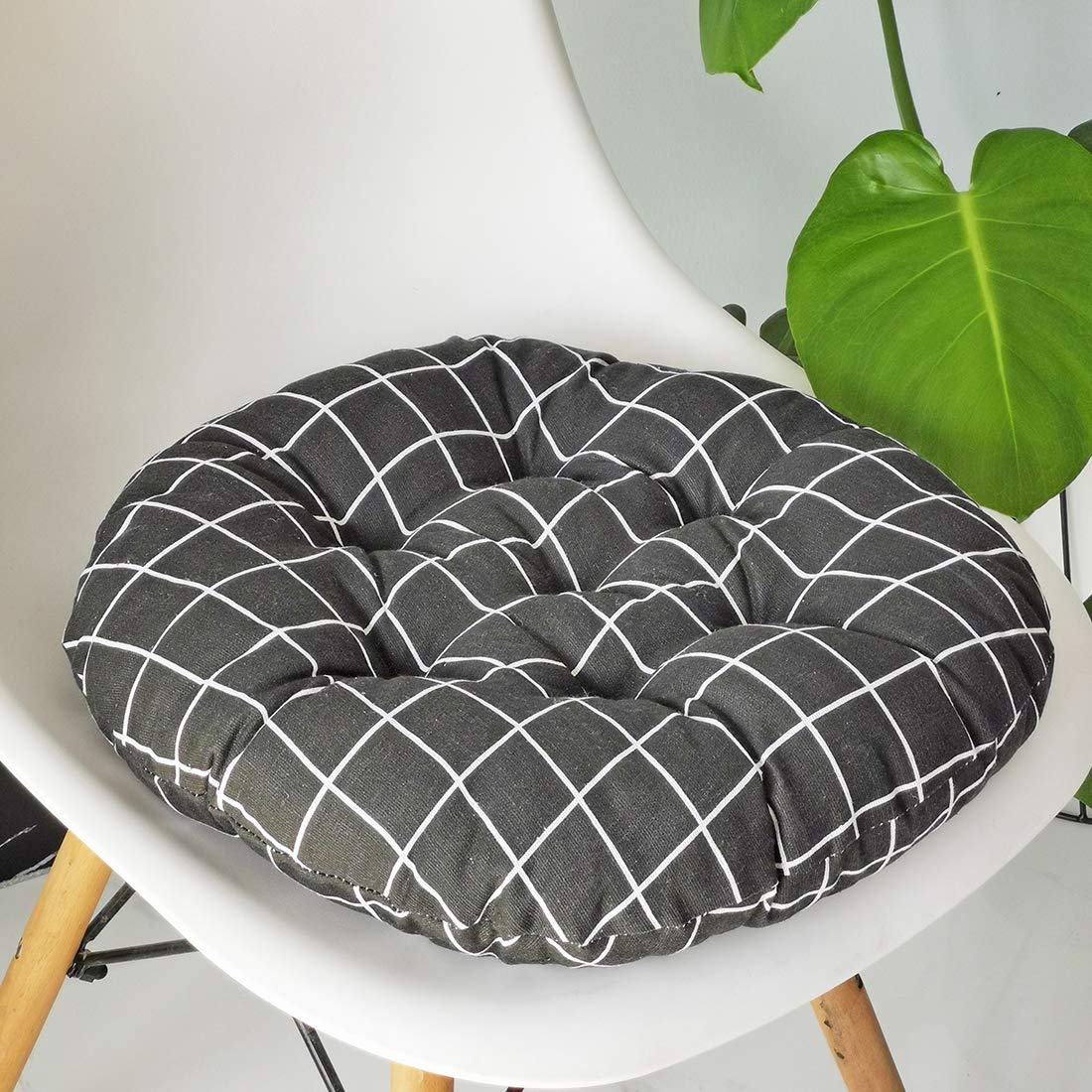 Photo 1 of vctops Bohemian Soft Round Chair Pad Garden Patio Home Kitchen Office Seat Cushion Grid Balck Diameter 16"