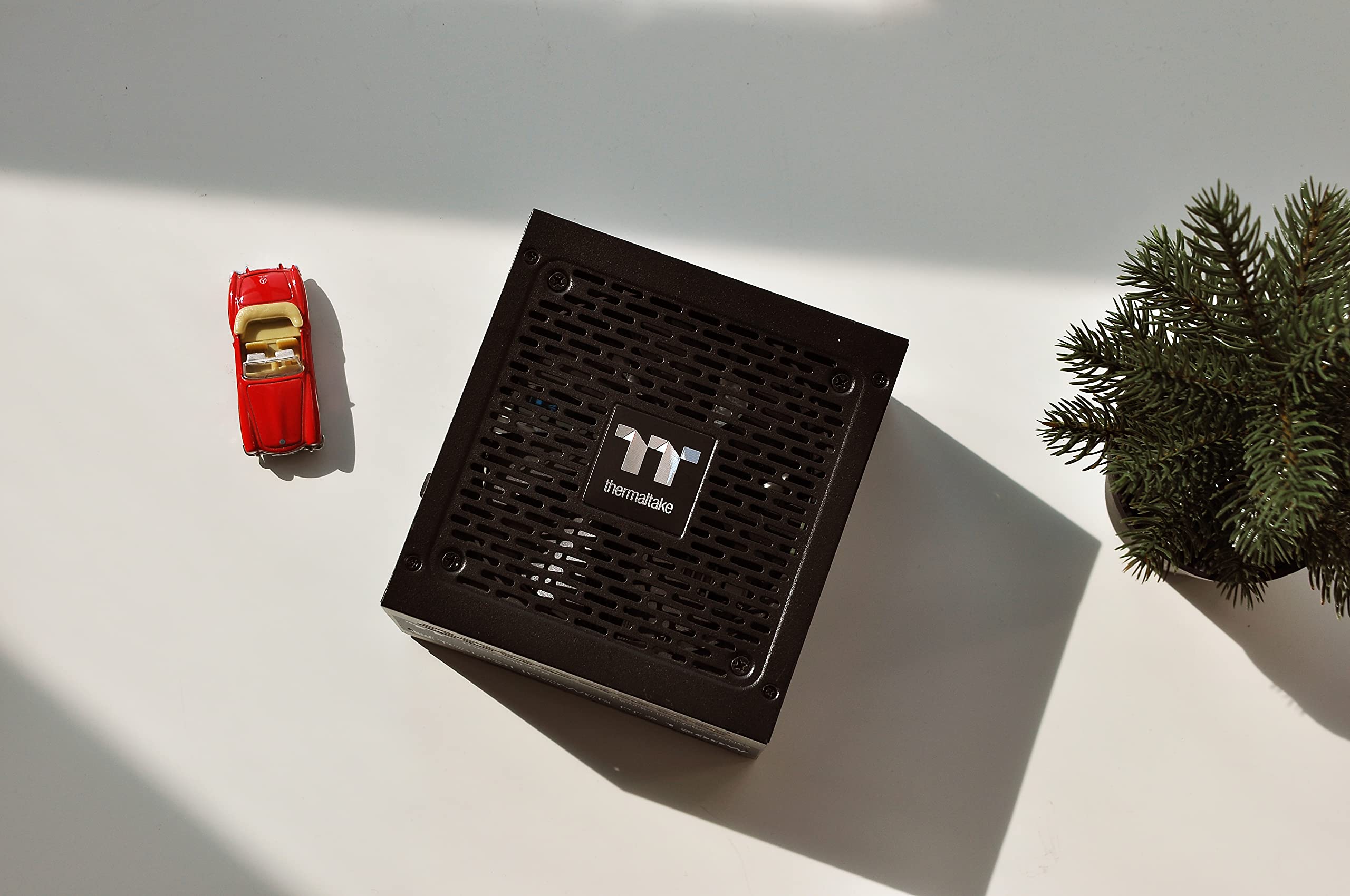 Thermaltake | Toughpower PF3 Platinum 1200W | ATX Netzteil | ATX 3.0 | PCIe Gen 5.0 | 12VHPWR | 80 Plus Platinum | sehr leise | vollmodular | 10 Jahre Garantie 3