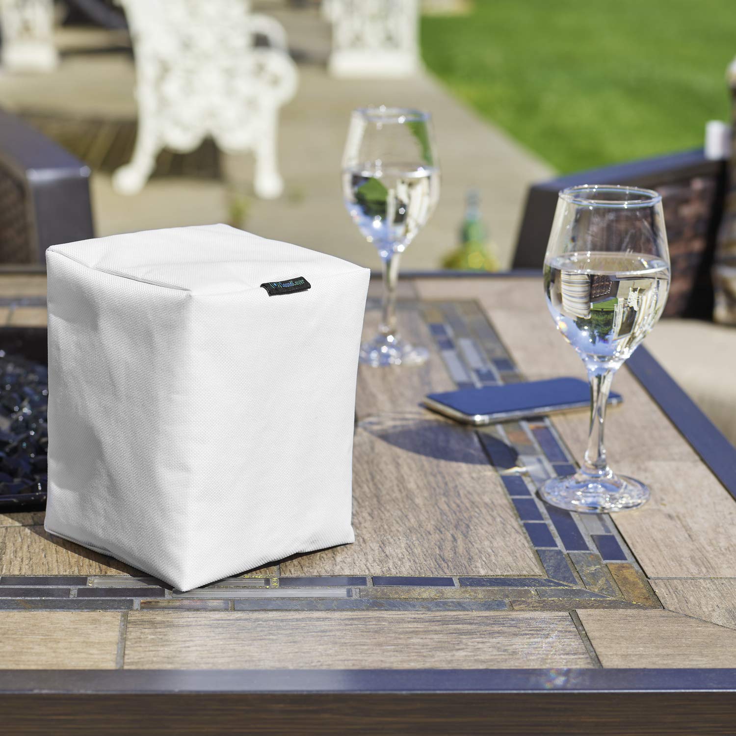 Pair Of White Outdoor Speaker Covers For Sonos Play:1 / One/One Sl - 600D Weatherproof Fabric - Uv, Dust &Amp; Rain Shield - Soundcover 2-Pack - View 6