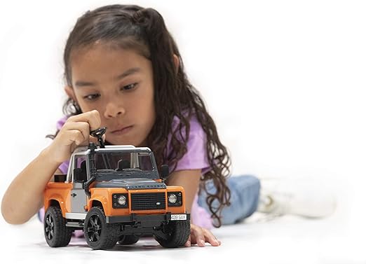 bruder land rover defender pick up