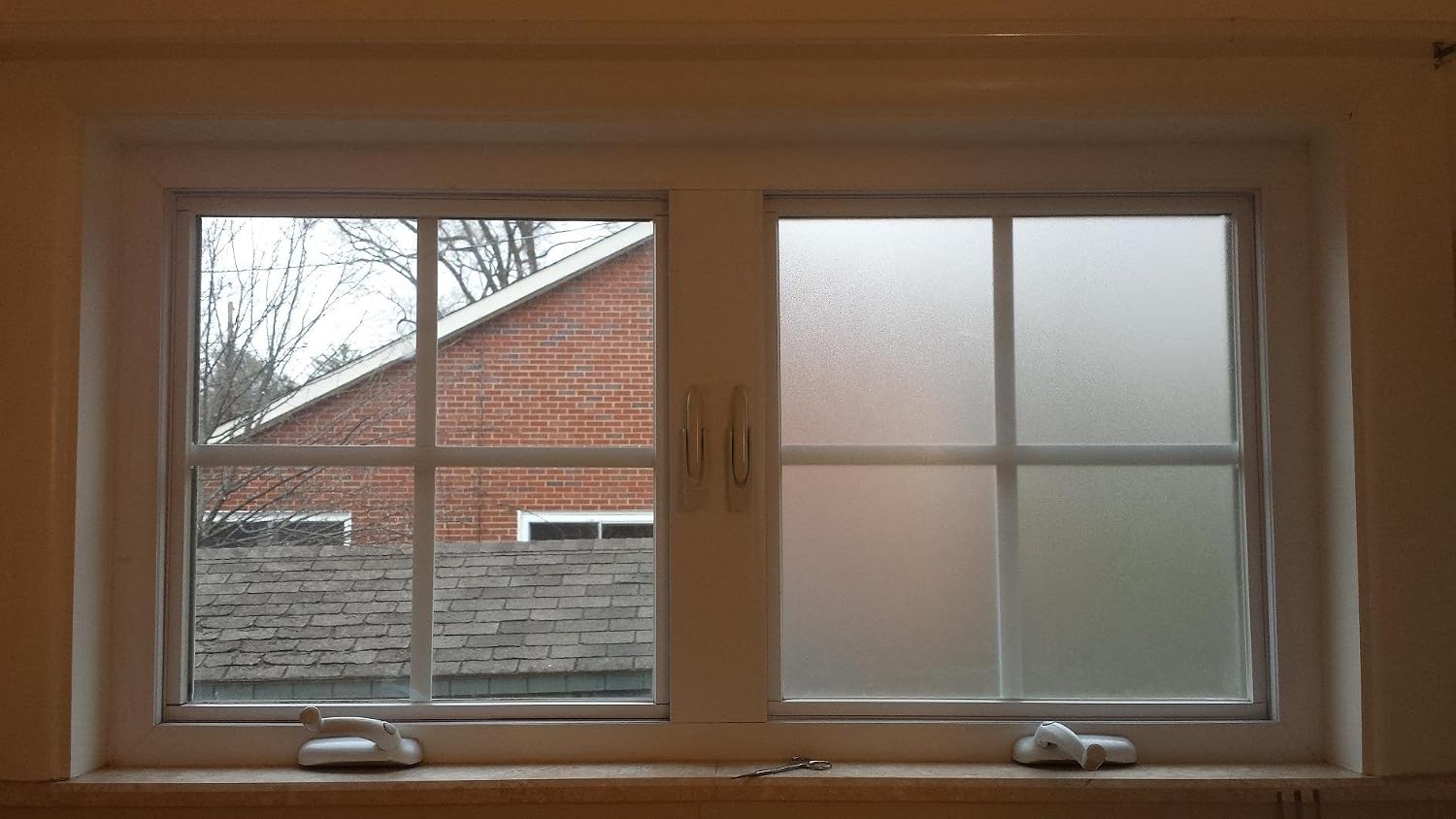 DUOFIRE Privacy Window Film Frosted Decorative Window Sticker Non Adhesive No-Glue Static Cling Glass Film Anti-UV (90cm X 300cm - Image 4
