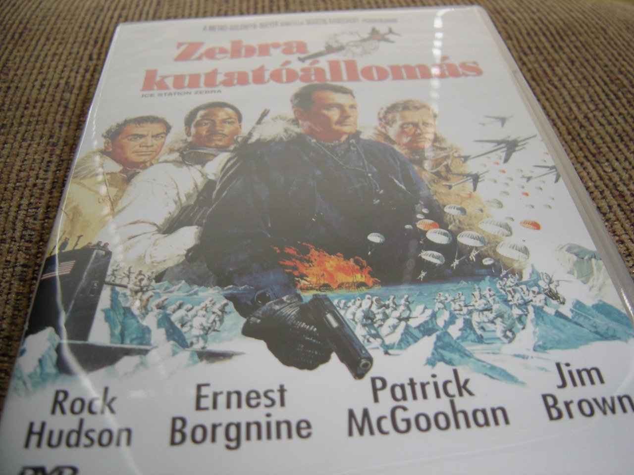 Amazon Com Ice Station Zebra 1968 Zebra Kutatoallomas Rock Hudson Ernest Borgnine Patrick Mcgoohan Jim Brown John Sturges Movies Tv