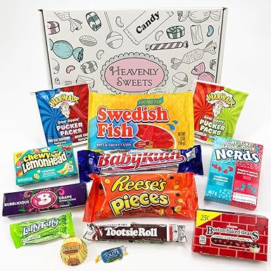 Kleiner American Candy Geschenkkorb | Retro Süßigkeiten und Schokolade Geschenkkorb | Auswahl beinhaltet Reeses, Nerds, Baby 