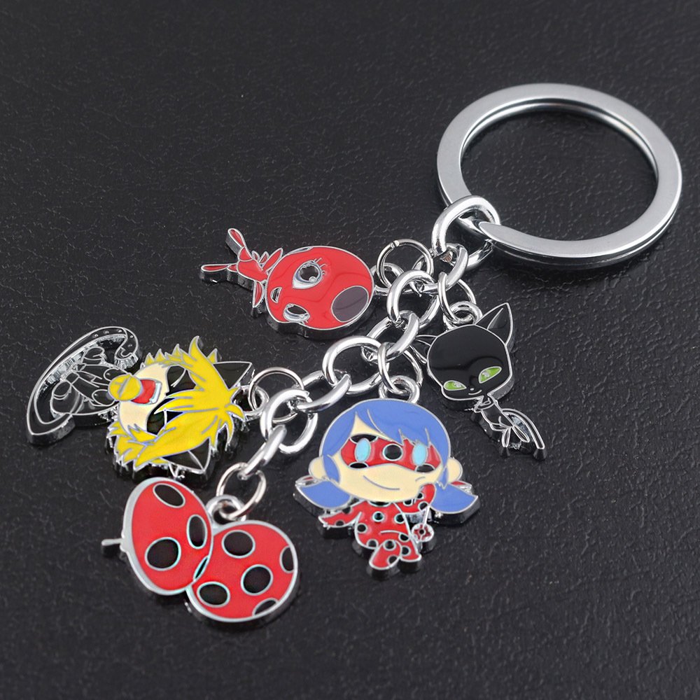 Monai Miraculous Ladybug Cat Charm Pendant Kwami Tikki & Plagg,Star Wars Keychain (LADYBUG)