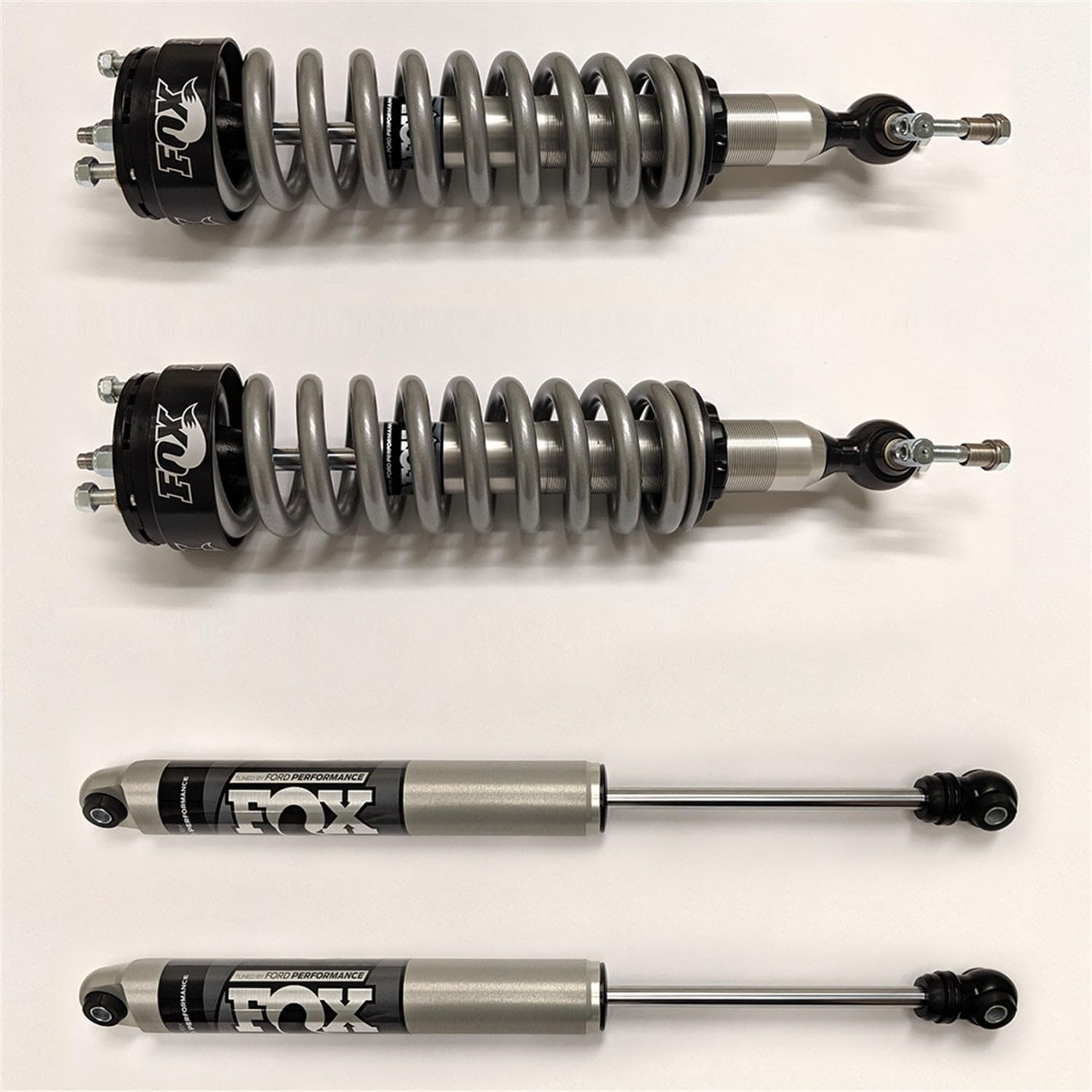 se adapta a los kits de suspensión Ford™ Racing M-18000-F15AA FR