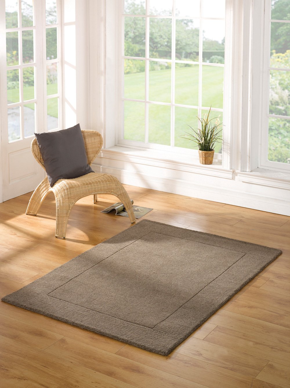 Lord of Rugs Large Modern Thick Wool Bordered Soft Touch & Feel Plain Soft Taupe Rug in 120 x