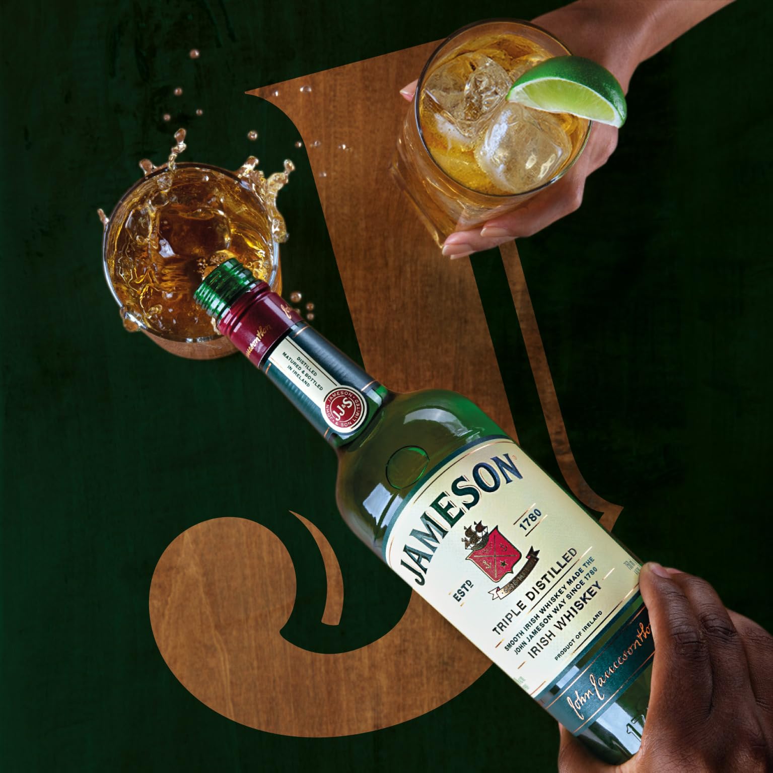 Jameson Irish Whiskey, Blended Irish Spirit aus feinen, dreifach destillierten Pot Still und Grain Whiskeys, Milder und zeitloser Genuss aus Irland, 1 x 1 l 3