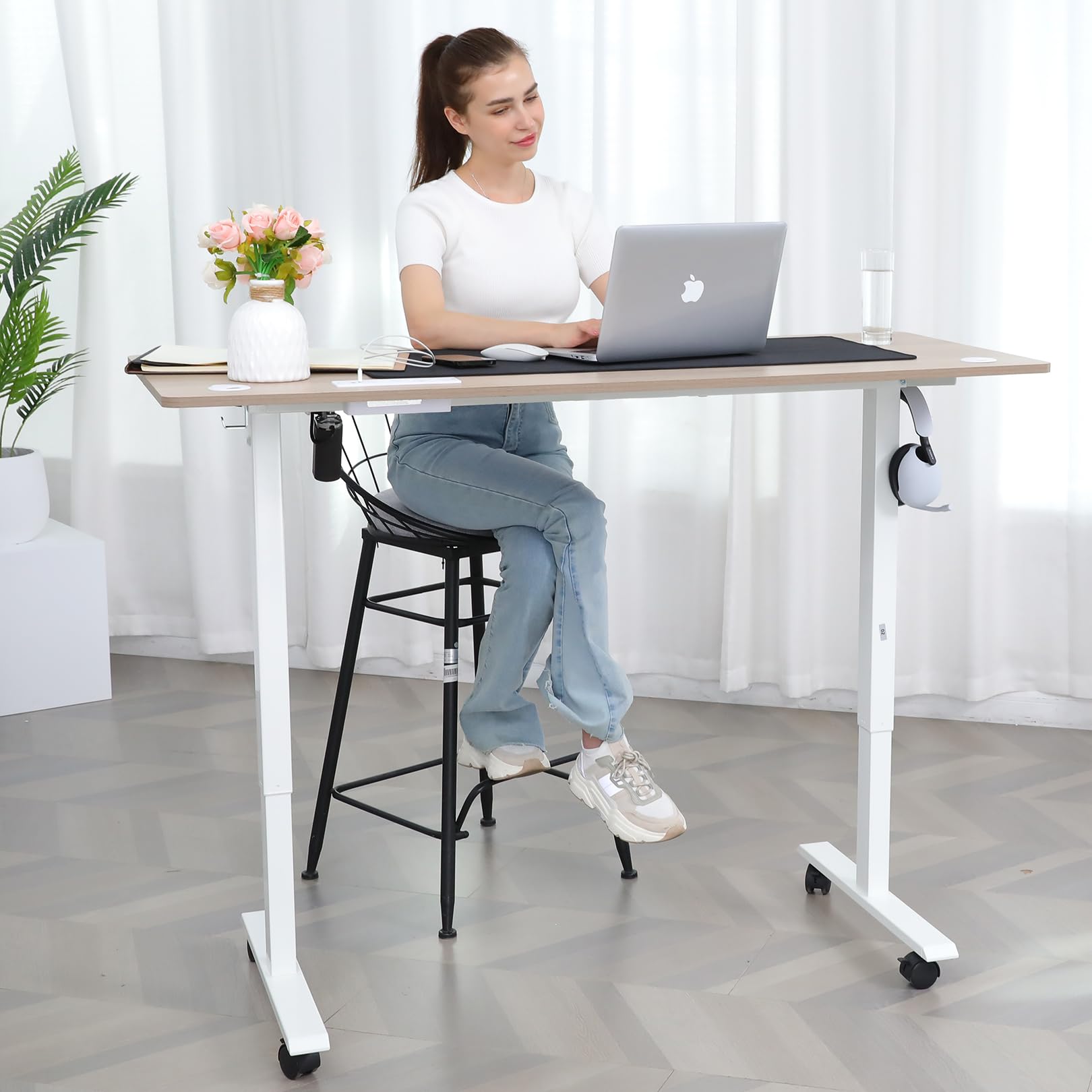 Electric Standing Desk 55 x 24In with Charging Station, Adjustable Height Desk with Oversized Mouse Pad, 2 USB Ports & 3 Power Outlets, 4 Caster, 4 Preset Heights, 27''-45'' Lifting Range