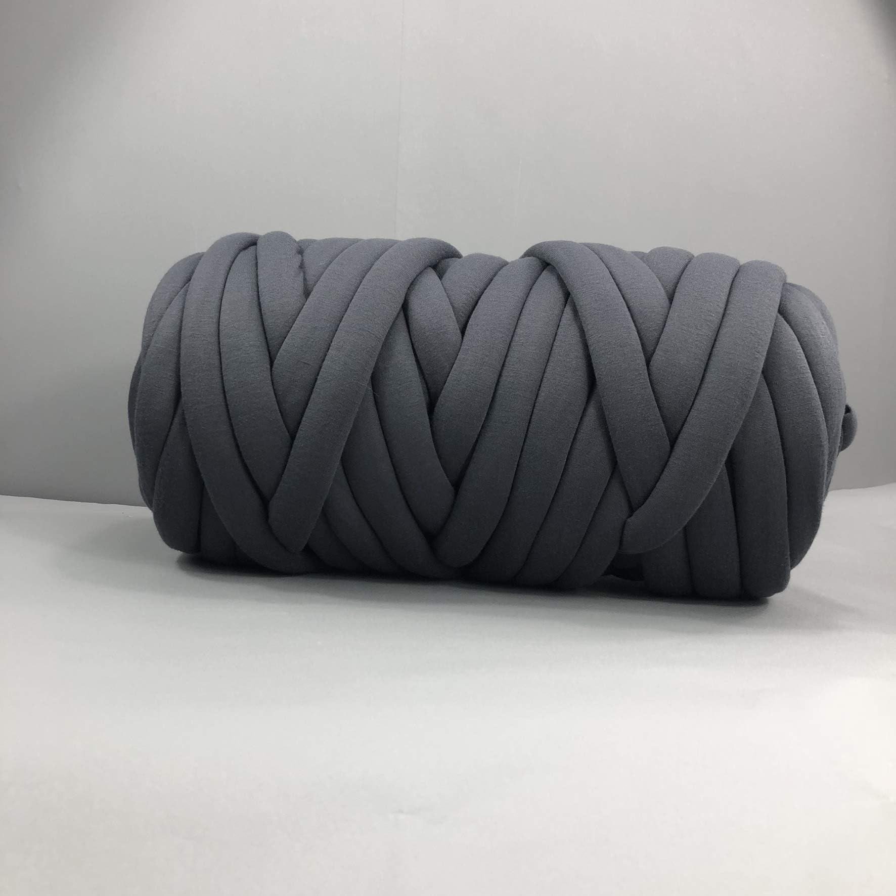 EASTSURE Chunky Braid Cotton Yarn Supre Large for Arm Knitting DIY Handmade Blankets Machine Washable,Dark Grey,2.2LB