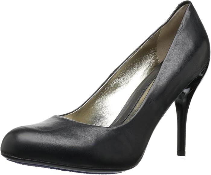 kenneth cole black pumps