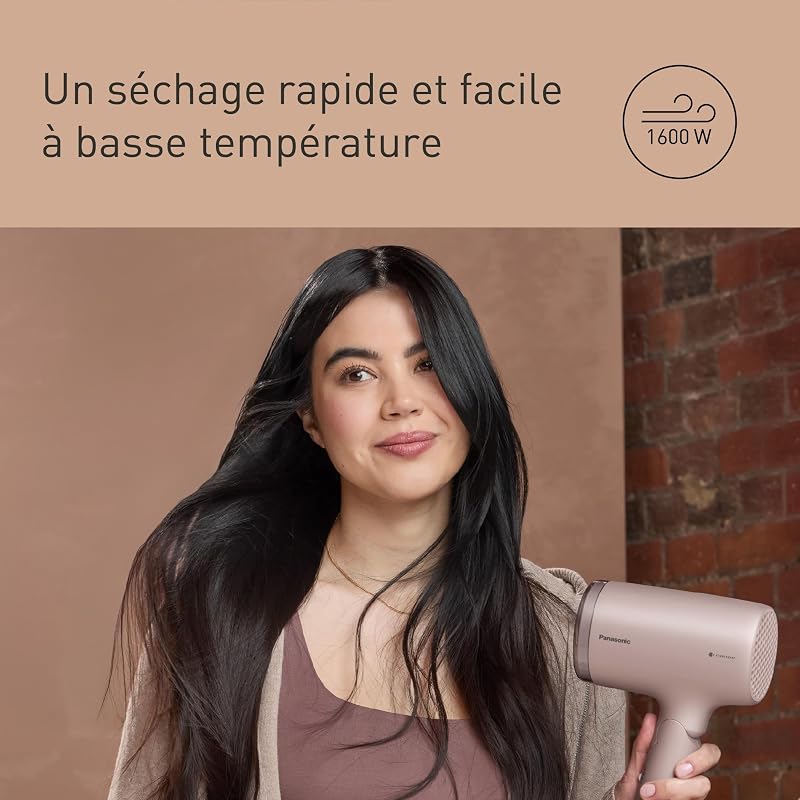 EH-NA7M-P825 Sèche-Cheveux Nanoe pour des Cheveux Brillants, Design Pliable, Séchage Rapide, Accessoire Concentrateur, 1600W, Rose Clair