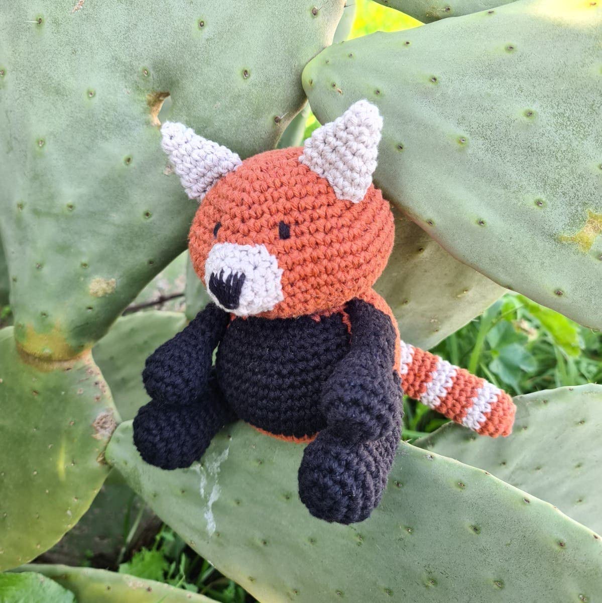 Hoooked PAK333 Eco Barbante Milano Cotton Red Panda Ling Crochet Amigurumi Kit