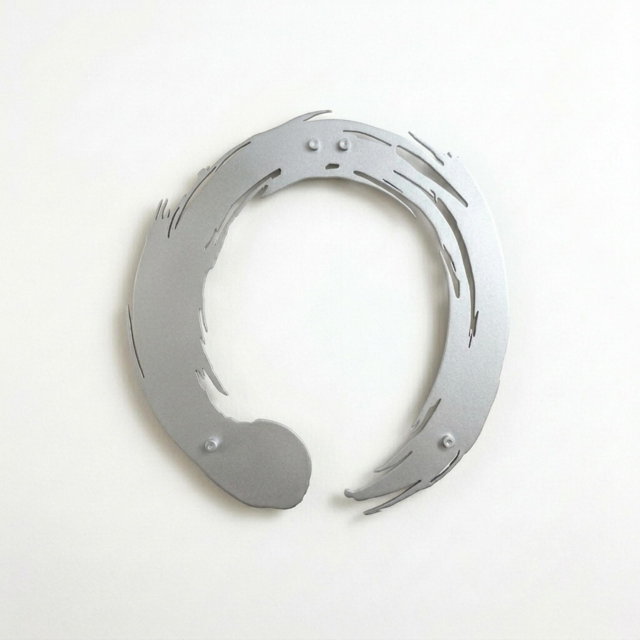 iwa concept Enso Zen Circle Metal Wall Art | Wall Decor for Living Room | Office Decor | New Year Gift | Metal Wall Decoration | Housewarming Decor (Silver)