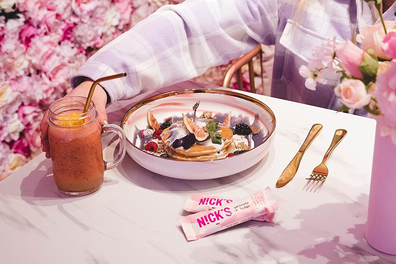 NICKS Keto Riegel Peanuts n fudge, Schokolade Erdnüsse Karamell Snacks, 175 Kalorien, 4,1 Net carbs, ohne Zuckerzusatz, Glutenfrei, Low carb Süssigkeiten (15x40g) 8