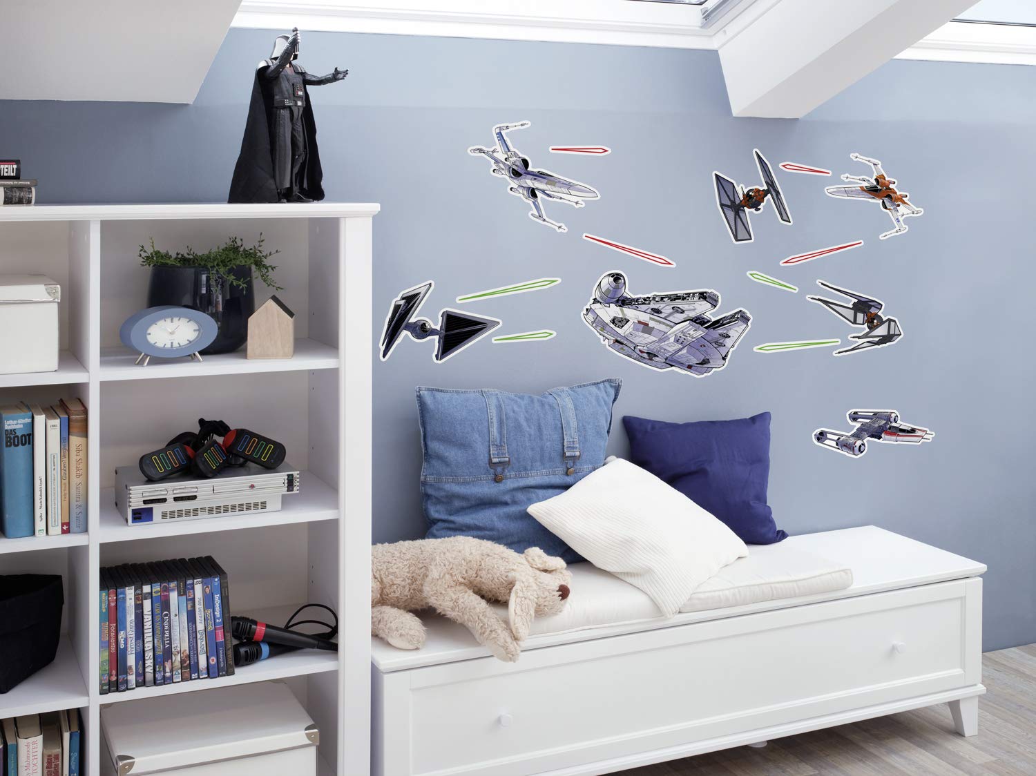 Komar 14022h Decorative Stickers Star Wars Spaceship Size 50 x 70 cm (Width x Height), 15 Pieces, Wall Sticker, Decoration, X-Wing, Millennium Falcon, TIE Fighter-14022h, Colourful