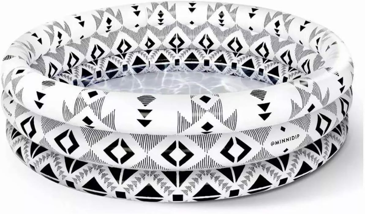 la vaca inflatable pool