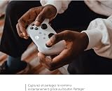 Xbox Wireless Controller Robot White with USB-C and 40 Hour Battery view 5