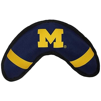Amazon Com Ncaa Michigan Wolverines Boomerang Toy For Pets Cute
