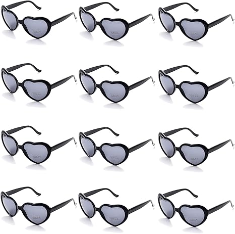 khloe kardashian black sunglasses