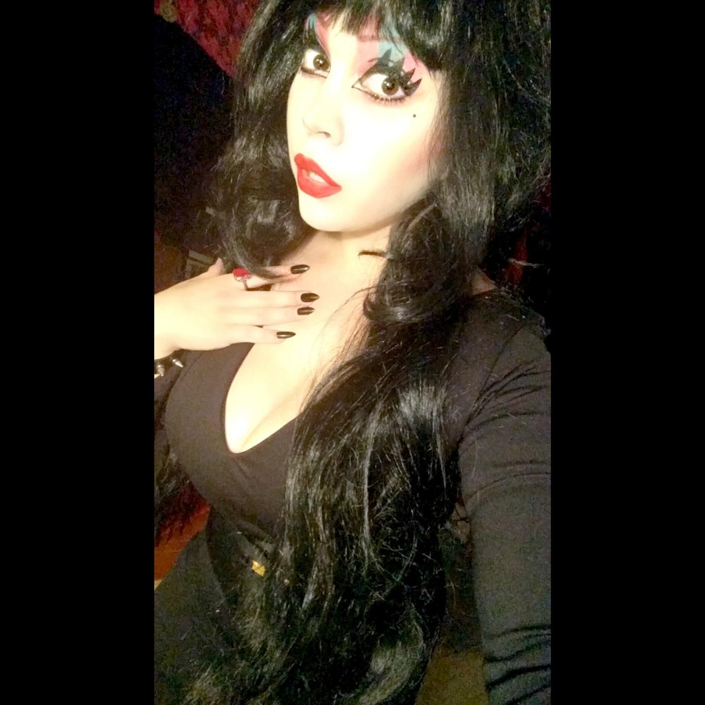 Elvira Knife Movie Elvira: Mistress Of The Dark Elvira Women Black