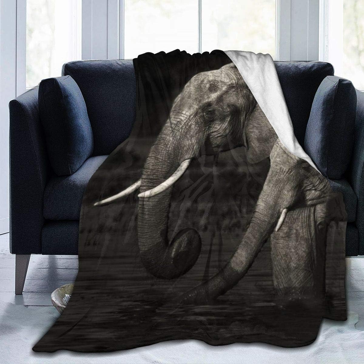 COMMER Weiche warme Decke mit Elefantenmotiv, schwarz, Flanell