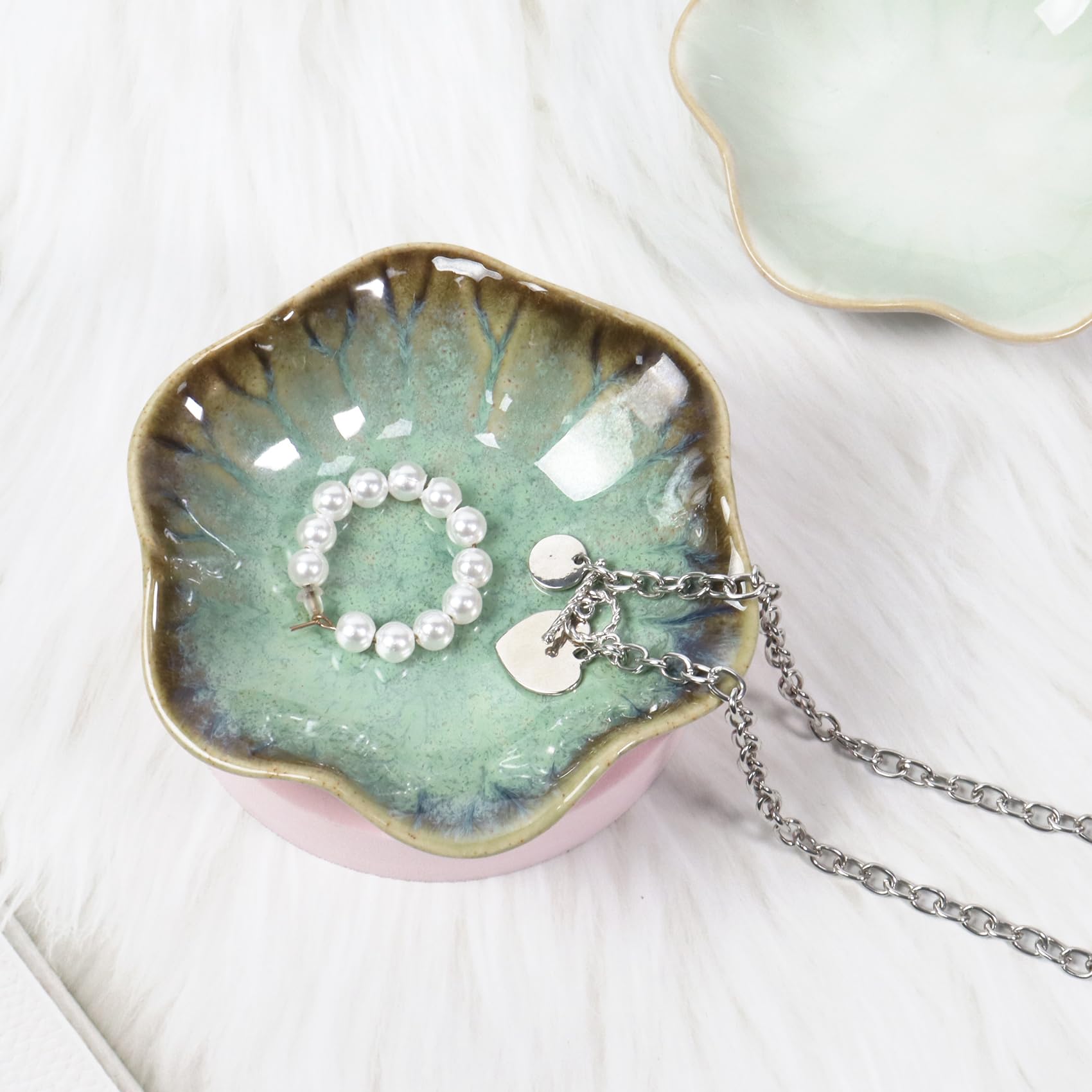 Nideen Ceramic Trinket Dish, Jewellery Dish Trinket Tray, Jewelry Plate for Rings Earrings Necklace, Gift for Women Her Wedding Gift, Mother’s Day Valentine’s Day Gift, Green