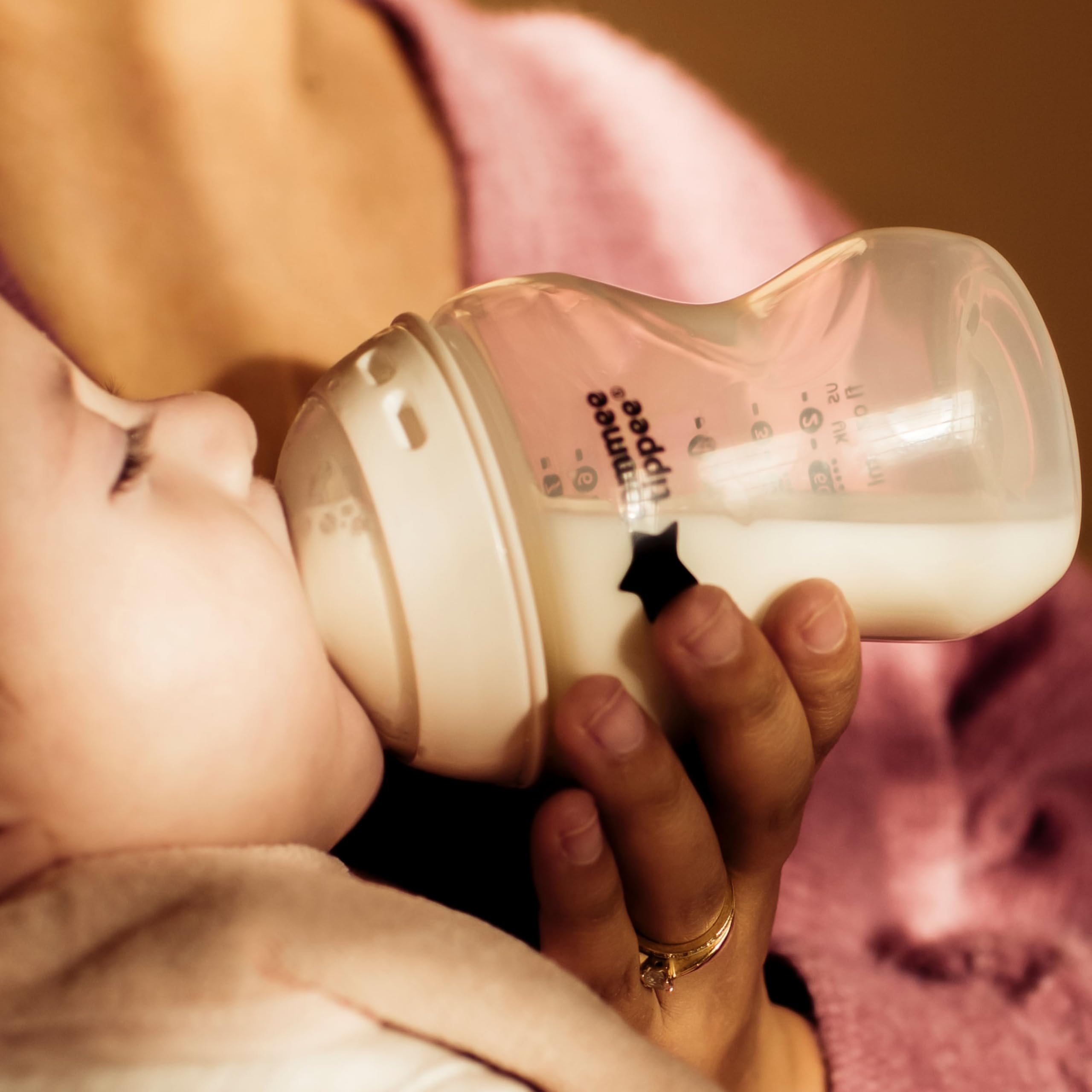 Tommee Tippee Portable Travel Baby Bottle and Food Warmer, Thermal Insulation, Stainless-Steel Flask with Leak-Proof Lid