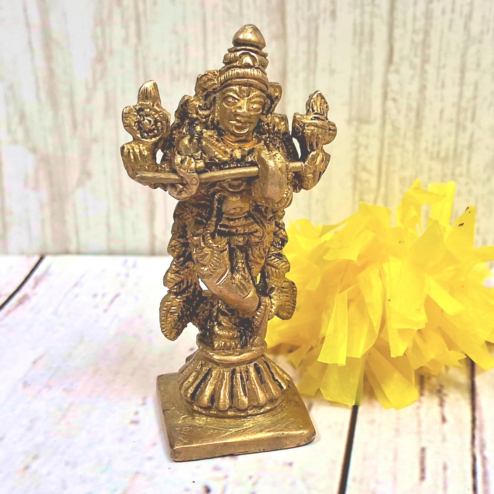 Purpledip Brass Idol Lord Krishna: Small Statue for Home Temple, Office Table, or Shop Counter (11983)