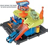 Hot Wheels City Downtown Express Car Wash Playset with 1:64 Vehicle HDR27 view 5