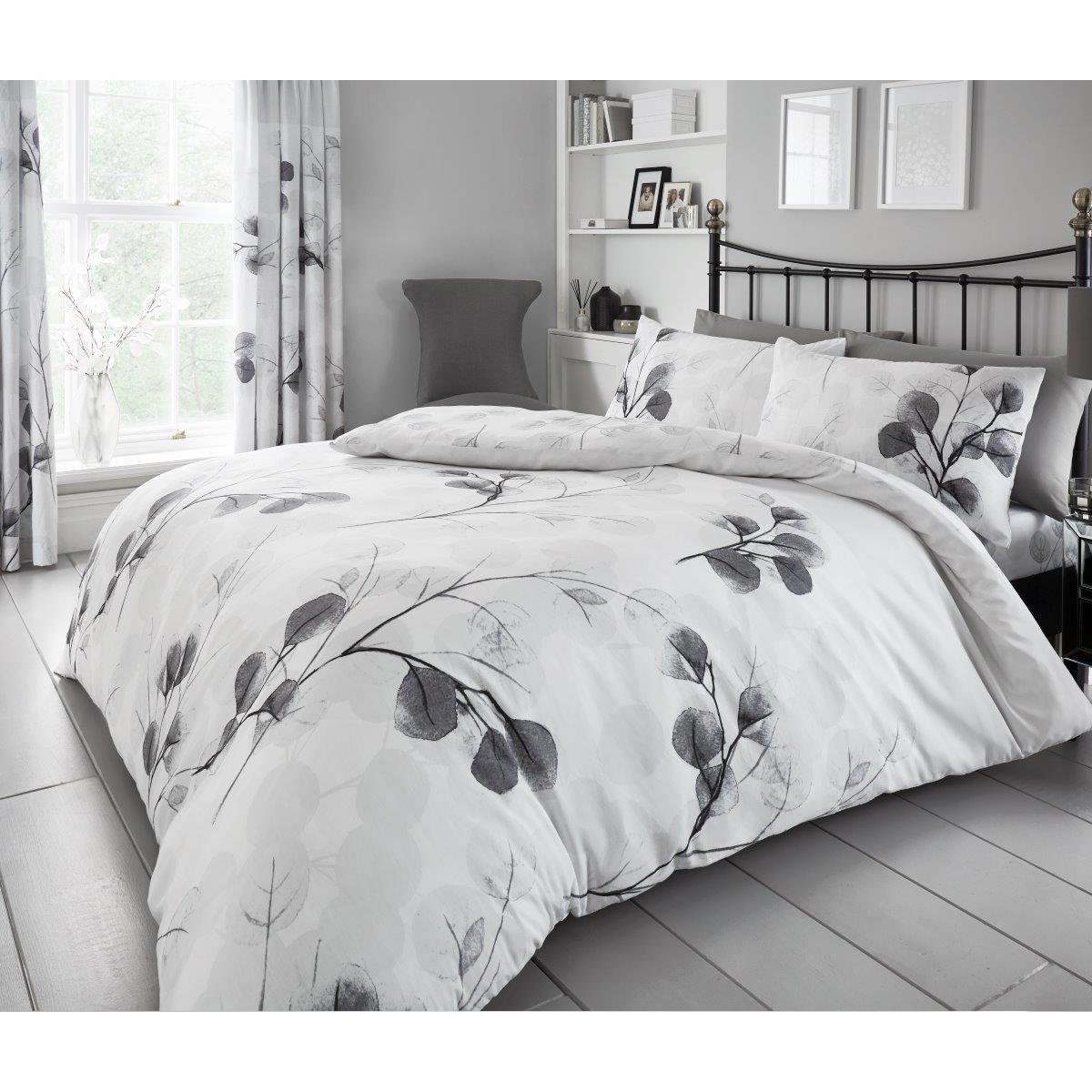 Gaveno Cavailia Honesty Leaf Luxurious Bed Set with Duvet Cover and Pillow Cases, Polyester-Cotton, King-Grey