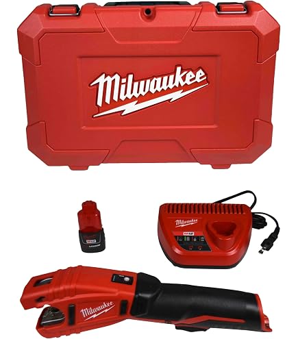 Milwaukee 2470-80 M12 12V Cordless Plastic Pipe Shear – Recon, Bare Tool, Variable Speed