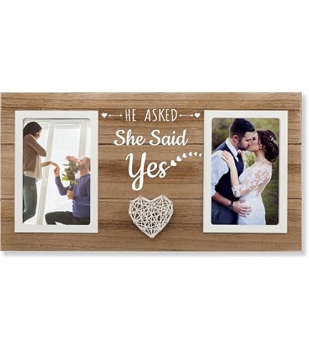 Regalo Coppia Cornice 'He Asked She Said Yes' - Regalo Fidanzamento E