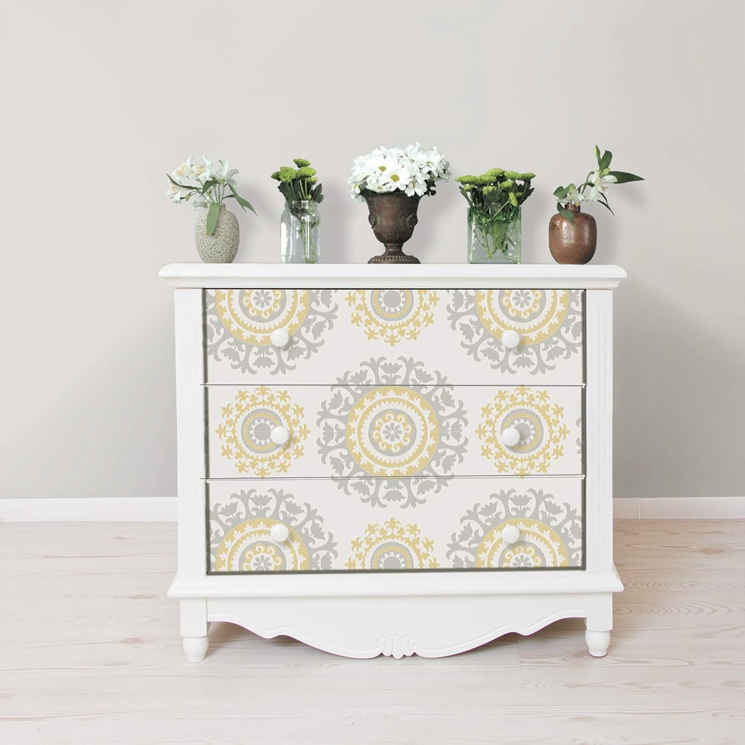 NuWallpaper Grey and Yellow Suzani Peel and Stick Wallpaper, 15.2 x 457.2 cm - Image 4