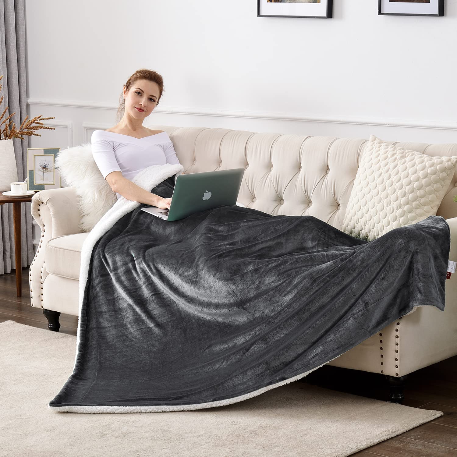 Reversible Sherpa Fleece Throw Blanket