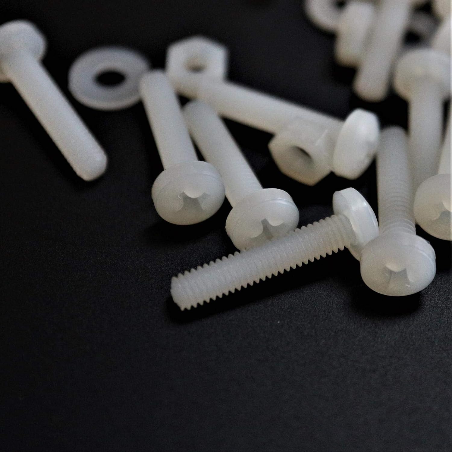 50 x Nylon Pan Head, Crosshead Plastic Machine Screws, M3 x 20mm, Plastic Bolts, Nuts & Washers, Natural - Image 5