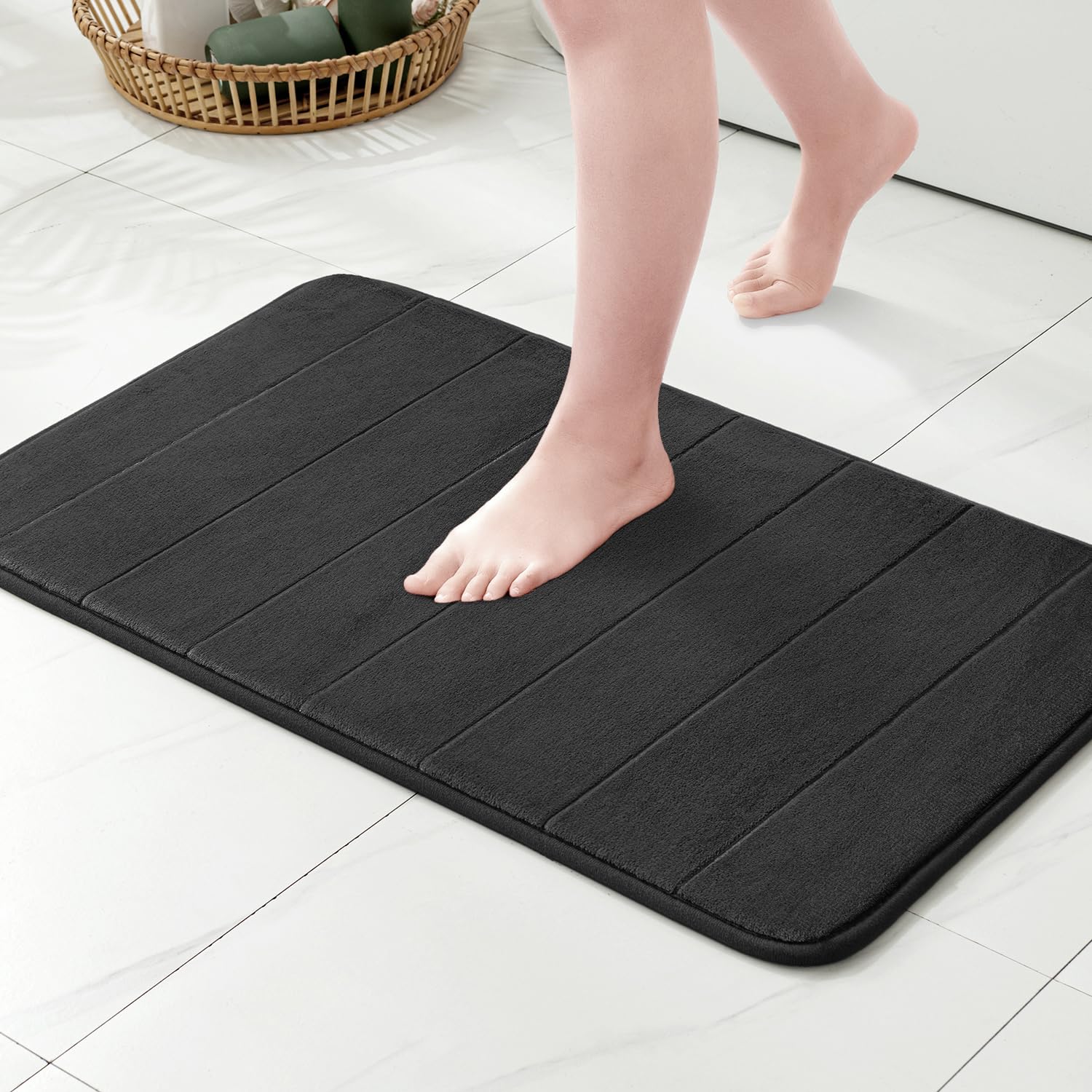 MIULEE Memory Foam Bath Mats Non Slip Bathroom Mat Bath Rug Shower Mat Coral Fleece Softness Highly Absorbent Washable Rug Bath Mats for Bathroom Kitchen Entrance 50x50cm Black
