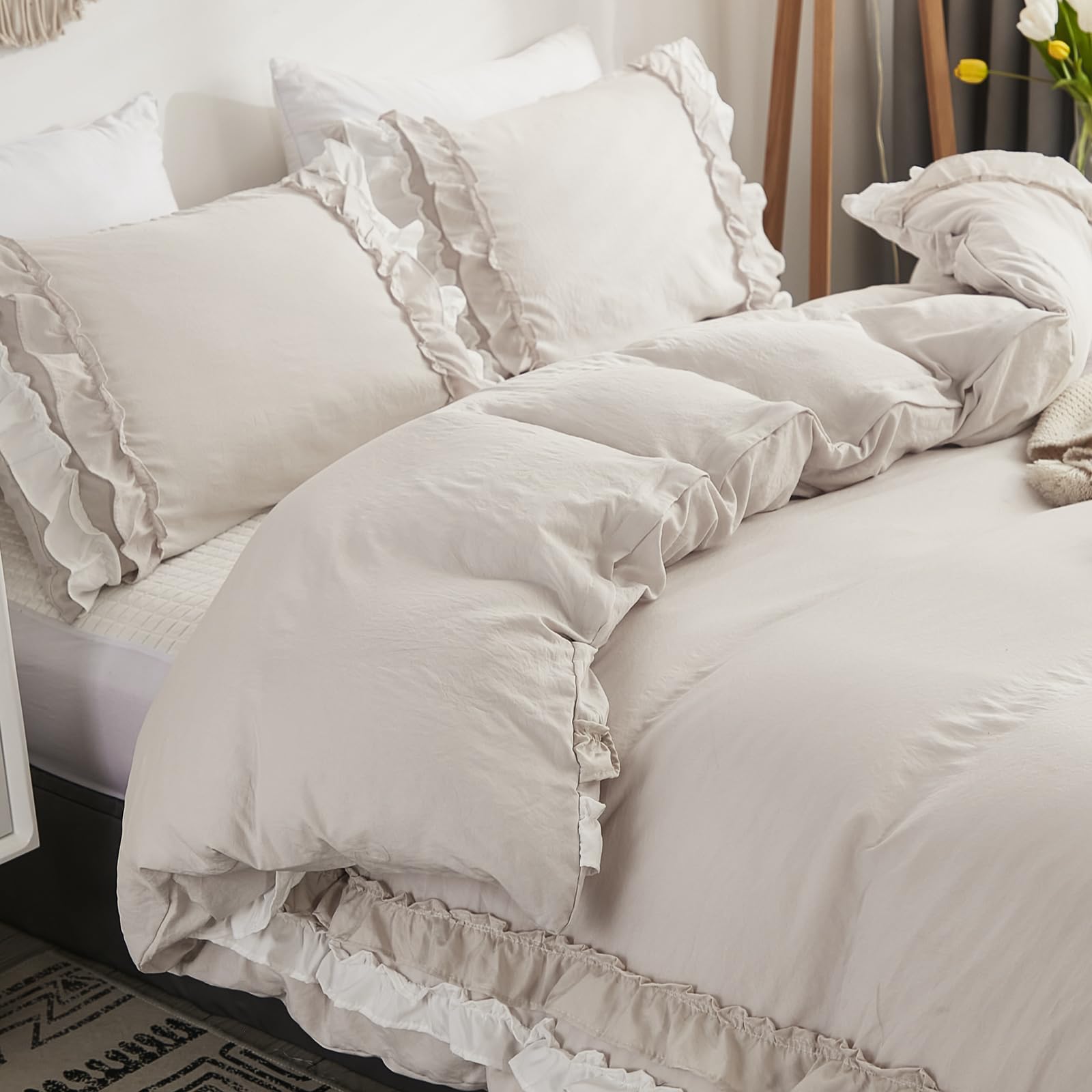 Herside Ruffle Duvet Cover Set Super King Boho Bedding Beige Grey White Layers Ruffle Design Shabby Chic Bedding Sets 1 Duvet Cover 2 Pillowcases (White-Beige Grey, Super King)