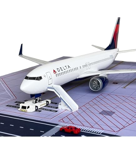 Amazon.com: HASEGAWA 10740 1/200 Solaseed Air Jet Airliner B737