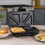 Innoteck Deep Fill 2 Slice Sandwich Toaster 900W Ceramic Plates Black Chrome view 5