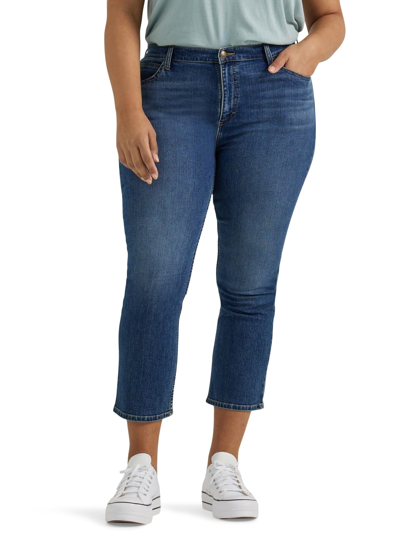 Lee Women’s Plus Size Legendary 23″ Capri Jean Clear Nights 20 Plus