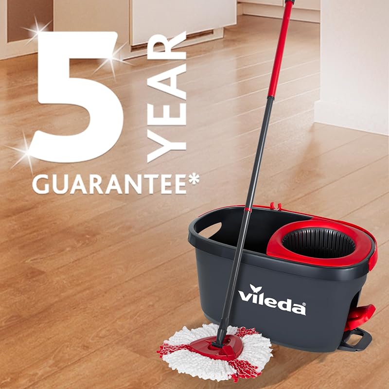 Vileda turbo - conjunto esfregona com haste telescópica, balde espremedor rotativo e recarga microfibra, inclui 1 recarga adicional, cor preta e vermelha, formato caixa