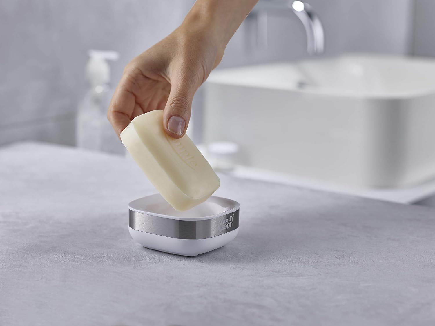 Joseph Joseph Bathroom Slim, Compact, Soap Dish Holder with non-slip base - White/Steel, 12, Stainless Steel - Image 4