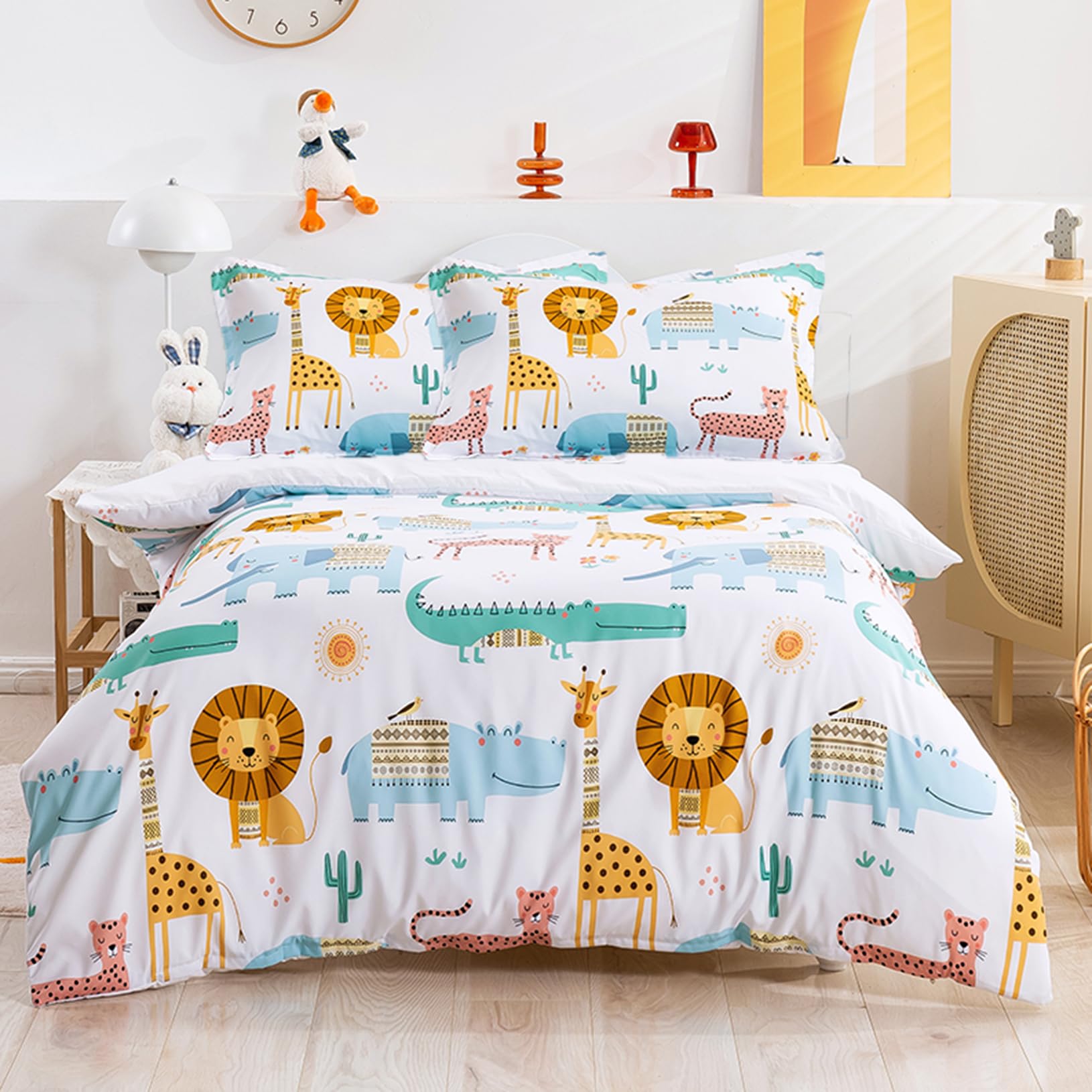BESTDESIL Animal Cartoon Kids Duvet Cover Set Twin Size, 3 Piece Soft Lion Printed Microfiber Comforter Cover with Pillow Sham Zipper Closure, Comforter Not Included,Twin