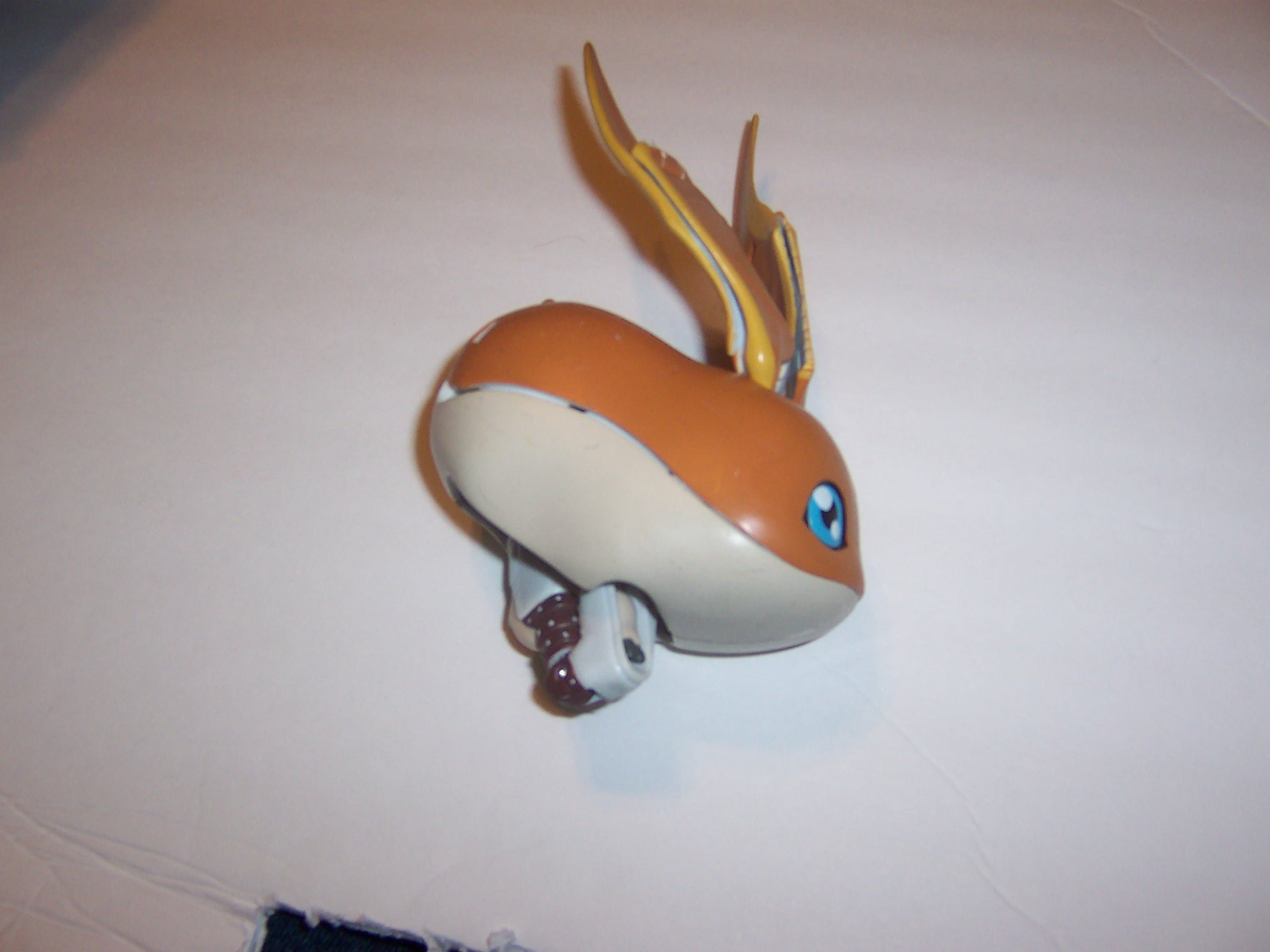 Digimon Digivolving Patamon to Angelmon Bandai