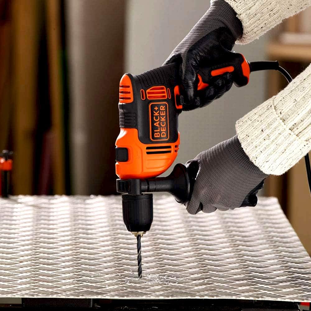 Taladro percutor Black+Decker BEH550 por 26,92€ ¡¡40% de descuento!!