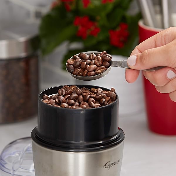 TIM HORTONS WHOLE BEAN ORIGINAL, MEDIUM ROAST COFFEE, MADE WITH 100% ARABICA BEANS, 32 OUNCE BAG