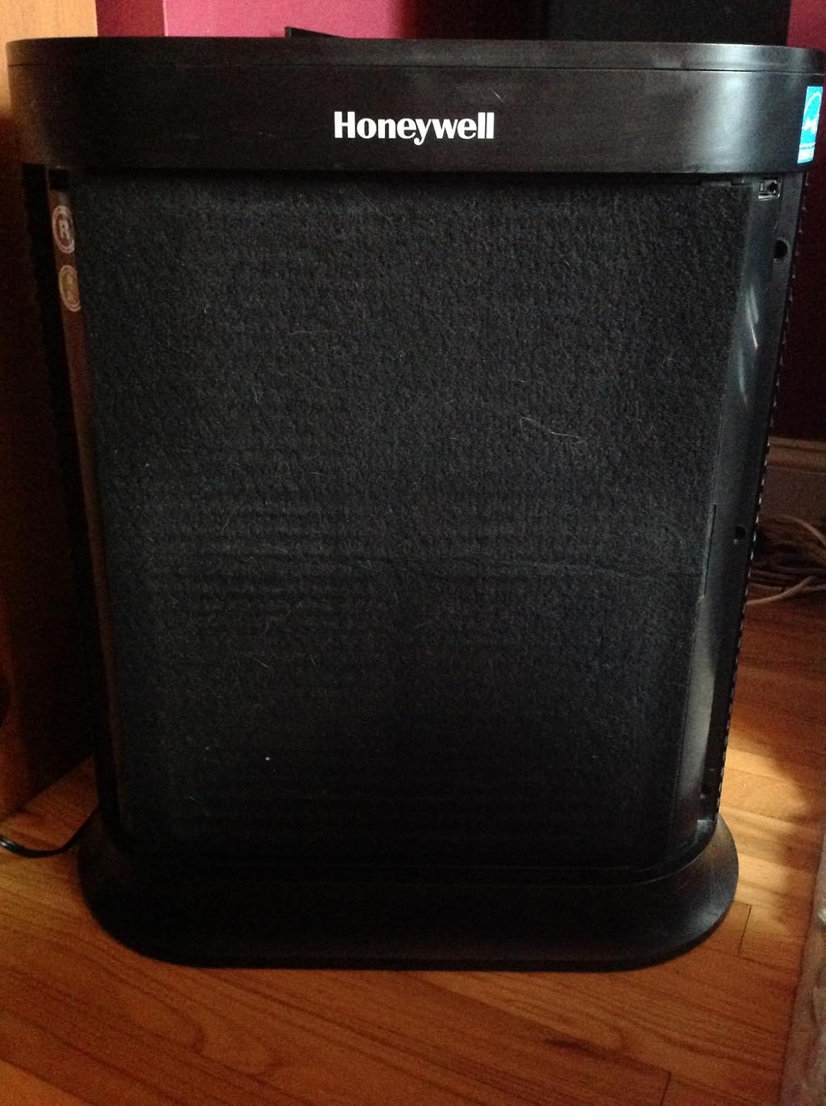 Honeywell HPA200 True HEPA filter showing filter structure