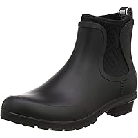 UGG Women's Chevonne Ankle Boot
