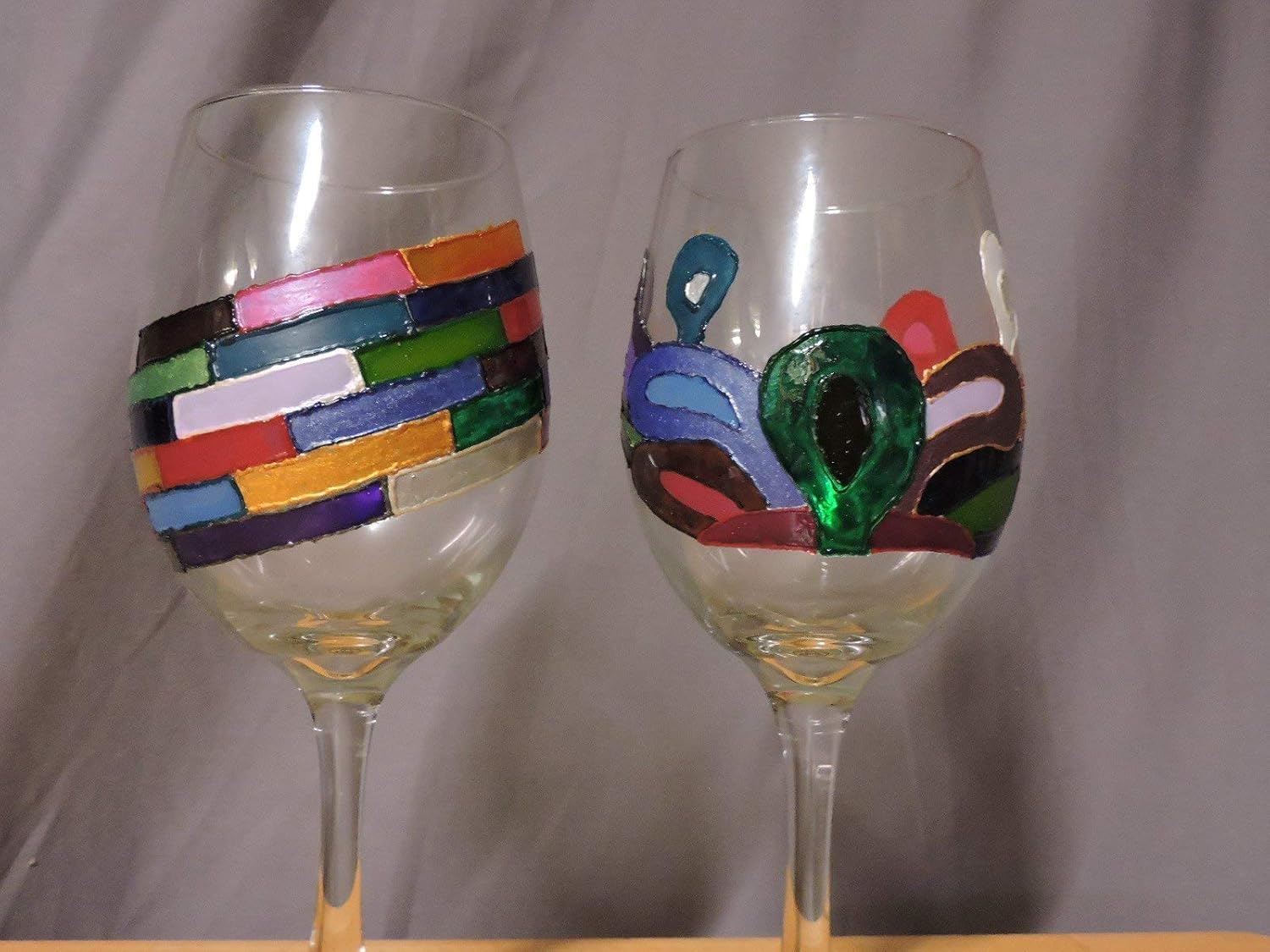 Amazon Com Hand Painted Wine Glasses Set Of 2 Geometric
